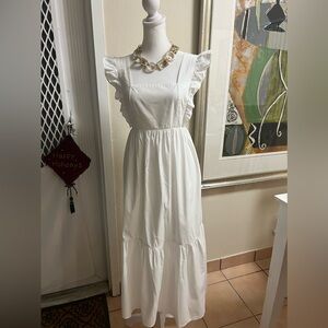 AQUA WHITE DRESS SIZE M 100% cotton.